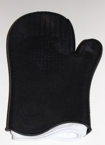 Sigma Spa Brush Cleaning Glove