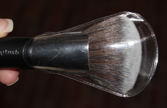 ELF Beautifully Bare Blending Brush (with case)