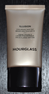 Hourglass Skin Tint in Shell