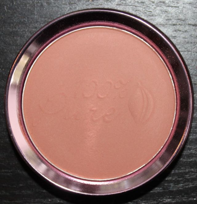 100% Pure Pretty Naked