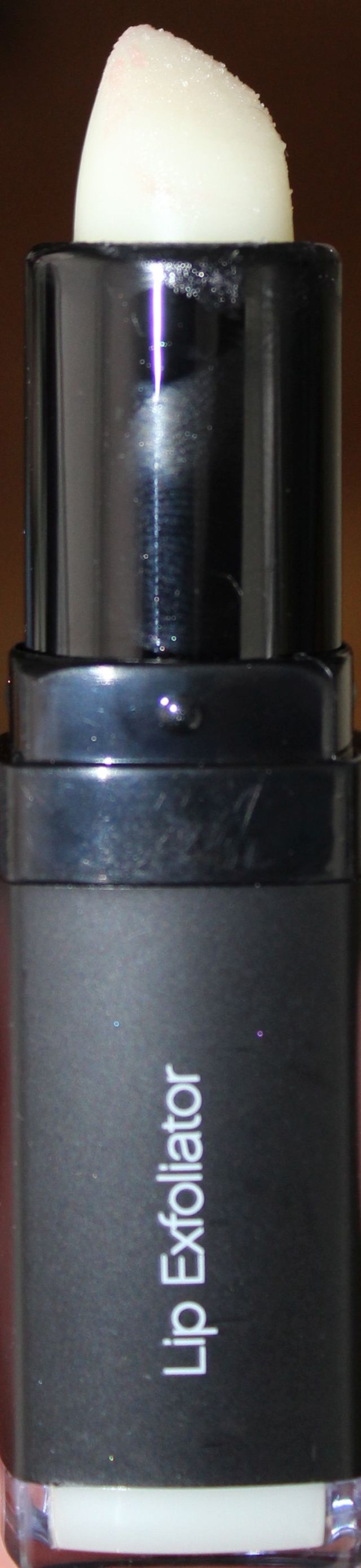 ELF lip exfoliator coconut